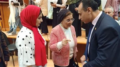 نائب وزير الصحة تتفقد خدمات وحدة بهرية رزنة بالزقازيق