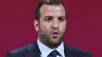 نجم ريال مدريد السابق: نصيحتي لنجم برشلونة هي الرحيل