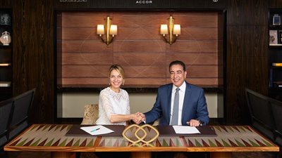 أبوظبي للاستثمارات السياحية توقع اتفاقية مع أكور الفرنسية لإدارة فندق سوفيتيل ليجند بجوار المتحف المصري الكبير