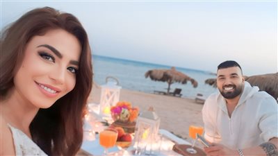 دوللي شاهين تكشف كواليس 