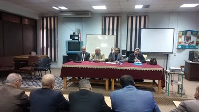 وكيل تعليم كفر الشيخ يتابع الاستعداد لامتحانات نصف العام