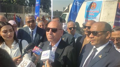 بتخفيضات تصل إلى 50%.. افتتاح أسواق اليوم الواحد بمدينة حلوان «صور»