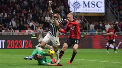قمة نارية بين ميلان ويوفنتوس في الدوري الإيطالي 