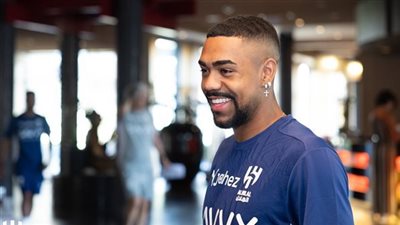 تعرف على غيابات الهلال أمام الخليج في الدوري السعودي