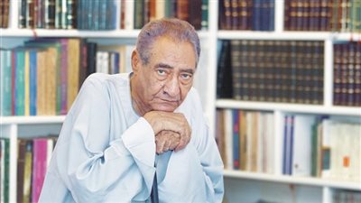 تفاصيل تخصيص شهر أبريل للاحتفاء بـ«ذكرى الأبنودي» 