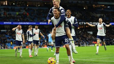 توتنهام يكتسح مانشستر سيتي برباعية نظيفة في عقر داره