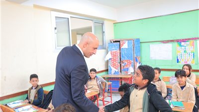 جولة مفاجئة.. وزير التعليم يتفقد 5 مدارس بالقاهرة والجيزة «صور»