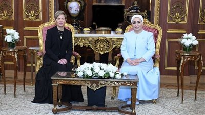 انتصار السيسي تلتقي قرينة رئيس كولومبيا: فرصة لتعزيز الحوار والتعاون