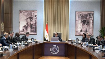 رئيس الوزراء يتابع مستجدات تنفيذ برنامج الطروحات الخاص بقطاع المطارات
