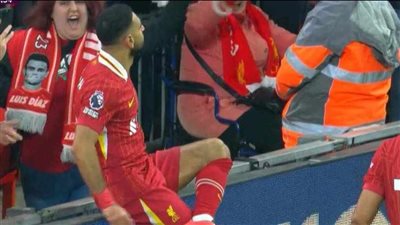 أسطورة ليفربول: انا من أكبر مشجعى صلاح ويجب استمراره مع الريدز 