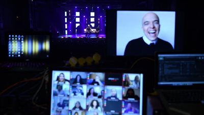 شركة زووم تغير من جلدها.. ماذا فعلت؟