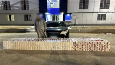 ضربة معلم.. سقوط عامل بحوزته 13 ألف علبة سجائر مهربة جمركيًا بمطروح
