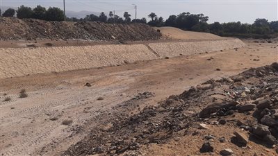  تطهير كافة مخرات السيول بالأقصر استعدادا لموسم الأمطار 