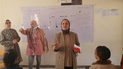 وكيل تعليم القاهرة تتابع سير امتحانات شهر نوفمبر بإدارة المقطم