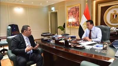 وزير الصحة يستقبل سفير مصر بالفلبين لبحث فرص التعاون في القطاع الصحي 