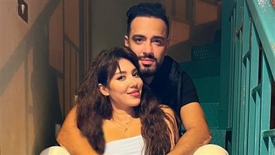 برسالة رومانسية.. زوجة رامي جمال تدعمه: 