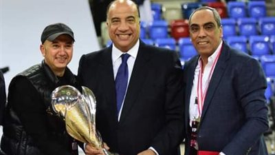 عبد المجيد وخميس أكثر الداعمين لمصيلحي في حصد بطولات السلة