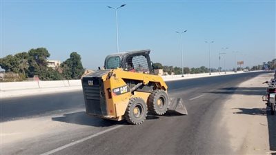 رفع 112 طن مخلفات بحملة نظافة وتمهيد الطرق بالأقصر