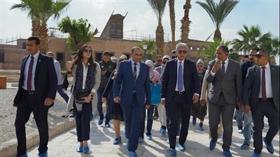 وزير السياحة والآثار يتفقد مستجدات مشروع تطوير الخدمات بقلعة صلاح الدين الأيوبي 