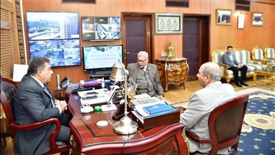 أثنى على جهودهم.. محافظ الدقهلية يستقبل وفد مجلس نقابة الأطباء