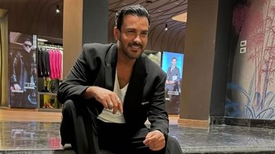 محمد رجب يحتفل بانطلاق تصوير مسلسل الحلانجي مع فريق العمل.. صورة