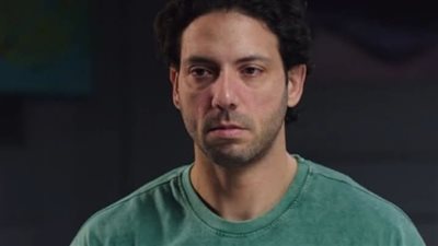 أحمد جمال يعترف بقتله لشقيقة صبا مبارك بالحلقة 32 من مسلسل وتر حساس