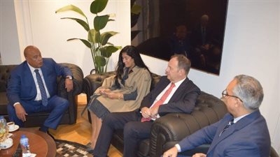 سفير بلجيكا يزور غرفة القاهرة لبحث سبل تعاون تجاري واستثماري جديد