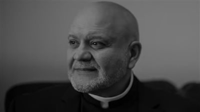 المداح على الطريقة الغربية.. كاهن كاثوليكي يروي قصص مروعة عن مواجهته الشيطان