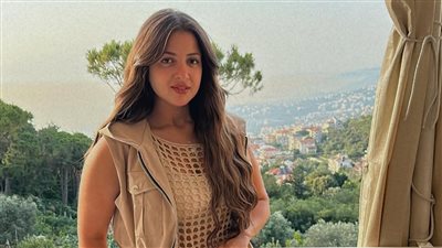 منى فاروق تعلن إصابتها بشلل في المعدة.. والسبب «حقن التخسيس»