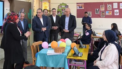 وزير التعليم.. مصر الدولة الوحيدة في العالم التي تسلم أجهزة التابلت للطلاب بالمجان