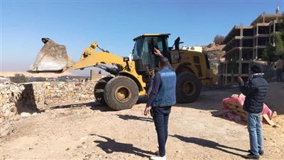 محافظ أسوان: مواصلة إزالة التعديات على أراضى أملاك الدولة ضمن المرحلة الثالثة