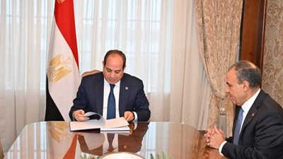 تفاصيل اجتماع الرئيس السيسي مع وزير الخارجية