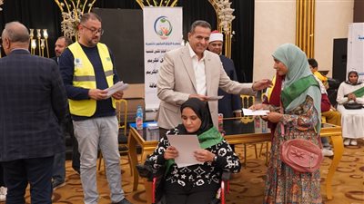 بالصور.. تكريم 60 حافظا للقرآن الكريم من ذوي الهمم بالأقصر 