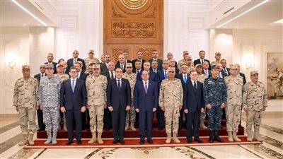اجتماع هام لـ السيسي وقيادات الجيش والشرطة بالعاصمة الإدارية
