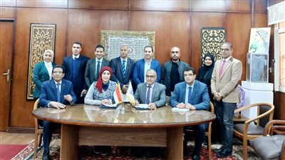 تسليم مشروع دعم وتطوير الفاعلية التعليمية بجامعة الأقصر «صور»