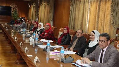 اجتماع هام لرئيس جامعة المنوفية بخصوص تأمين الجامعة ضد السرقات والحرائق