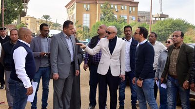 محافظ الأقصر يتابع مستجدات تطوير حوض 18 لإعادة تخطيطه (صور)