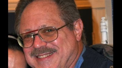 ماذا يعتقد أذكى شخص في العالم عن الموت؟