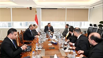 وزير الإسكان يستقبل وفد مستثمرين سعوديين لمناقشة عدد من الفرص الاستثمارية بمصر