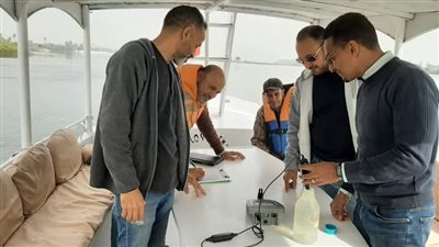 شركة المياه تجري أعمال المسح البيئي لمأخذ محطة غرب النيل بالأقصر 