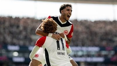 عمر مرموش يقود فرانكفورت في مواجهة ماينز على ملعب دوتش بانك بارك