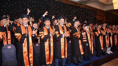 تخرج دفعة جديدة من معهد النقل الدولي واللوجيستيات بالأكاديمية العربية