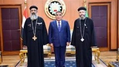 اليوم.. محافظ الدقهلية يزور كنائس المحافظة للتهنئة بعيد الميلاد المجيد