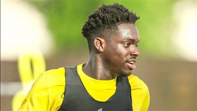 اتحاد جدة يحدد مصير طلال حاجي بعد استفسارات أندية دوري روشن