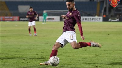 تعرف علر الموقف النهائي لإدارة الأهلي في عودة أحمد قندوسي