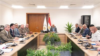 وزير الرى يكلف بسرعة انتهاء أعمال حماية مخر سيل أبو سلطان بالإسماعيلية