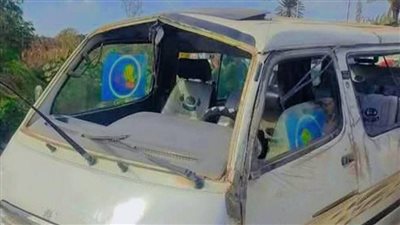 إصابة 7 أشخاص في حادث انقلاب ميكروباض على طريق 