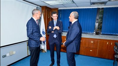 توقيع بروتوكول تعاون بين مصر للطيران والمعهد الفرنسي بمصر