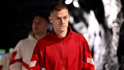 مستقبل كيميتش في بايرن ميونخ في مهب الريح.. النادي ينتظر ردًا حاسمًا