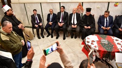 جولة لمحافظ الدقهلية بالكنائس للتهنئة بعيد الميلاد المجيد